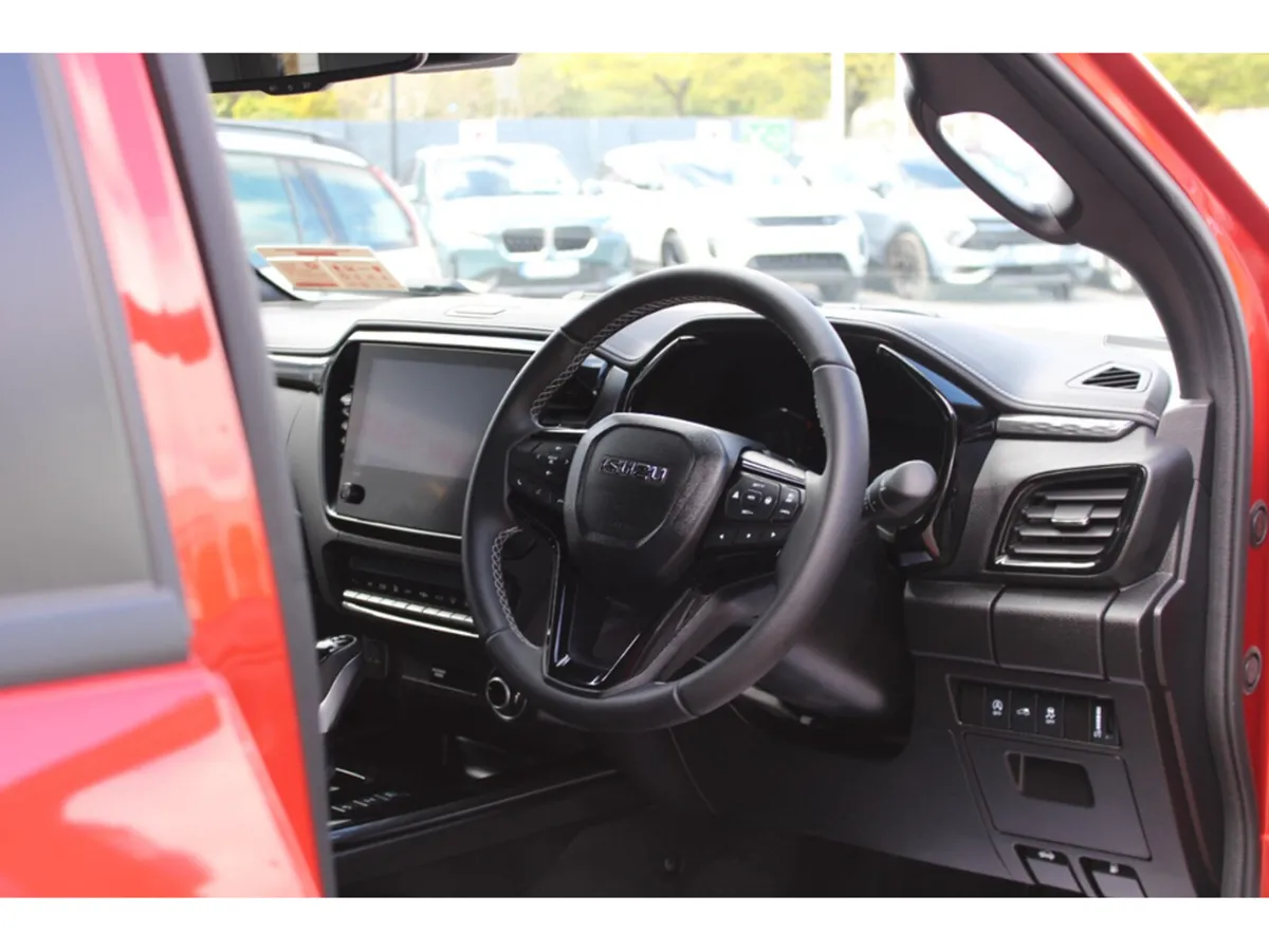 Isuzu D-Max D-Max LSE 1.9 Diesel A/T - Image 2