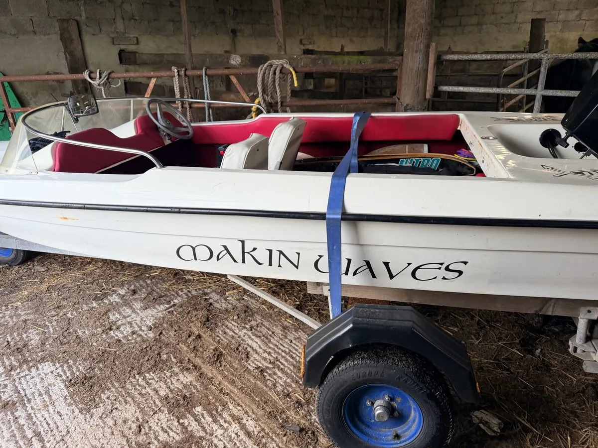 14ft speedboat engine and trailer - Image 2