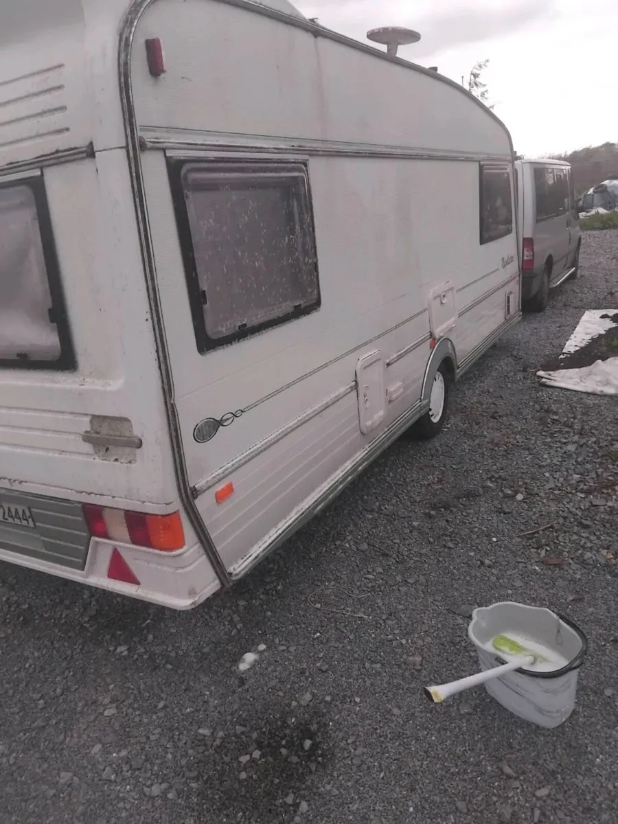 abi caravan 4/5 berth needs tlc - Image 3