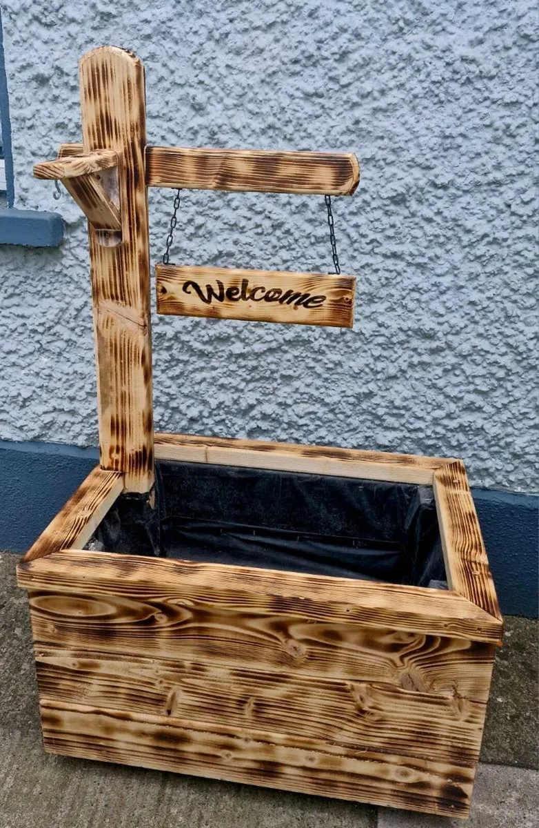 Wooden planter - Image 1