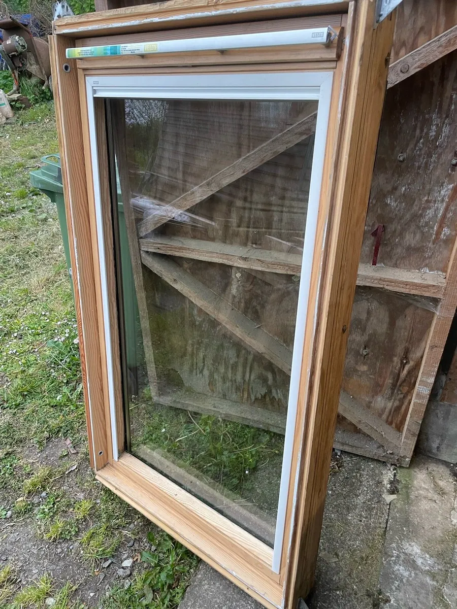 Velux window - Image 1