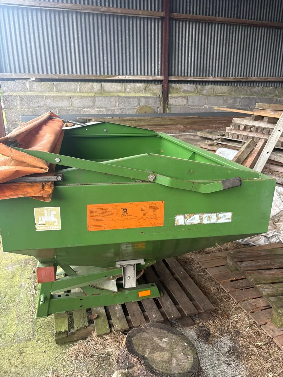 Amazone ZA-F Fertiliser Spreader - Image 4