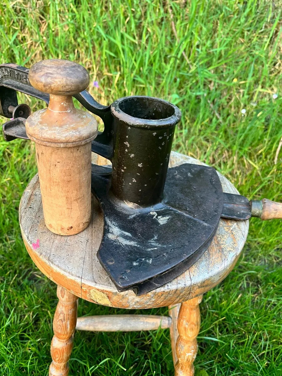 Antique Marmalade Cutter by Follows & Bate - Image 4