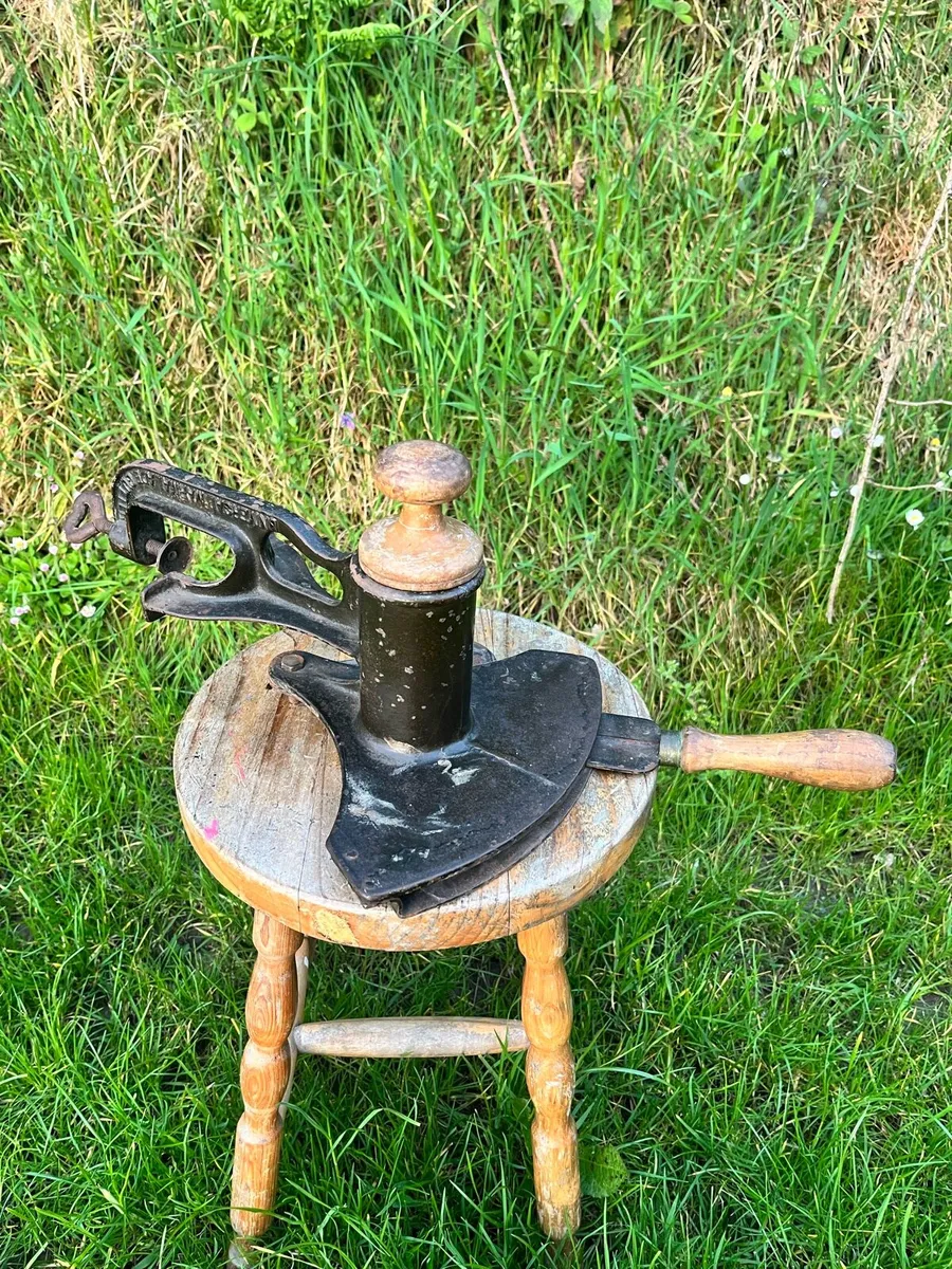 Antique Marmalade Cutter by Follows & Bate - Image 1