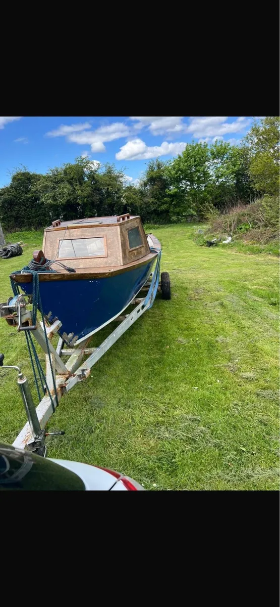 19ft Marine ply boat with 4hp Tohatsu engine - Image 2
