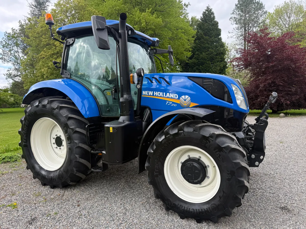 2025 New Holland T7.210 R/C 50k AS NEW! €99950 - Image 1