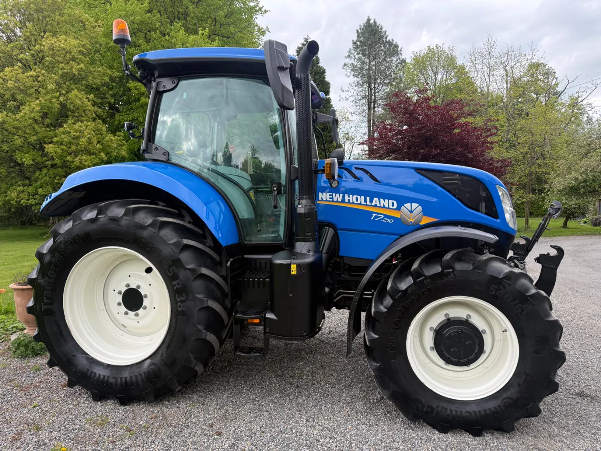 2025 New Holland T7.210 R/C 50k AS NEW! €99950 - Image 4