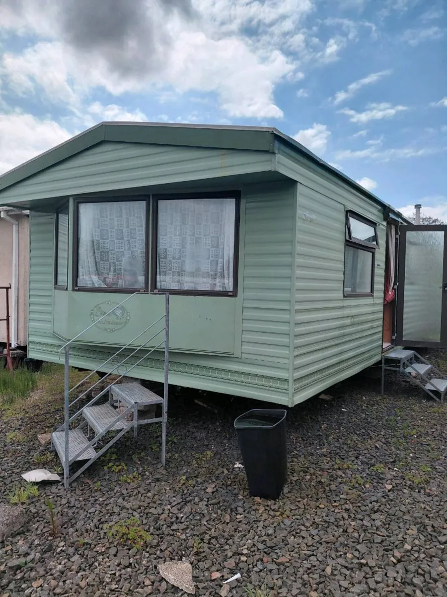 Mobile home - Image 1