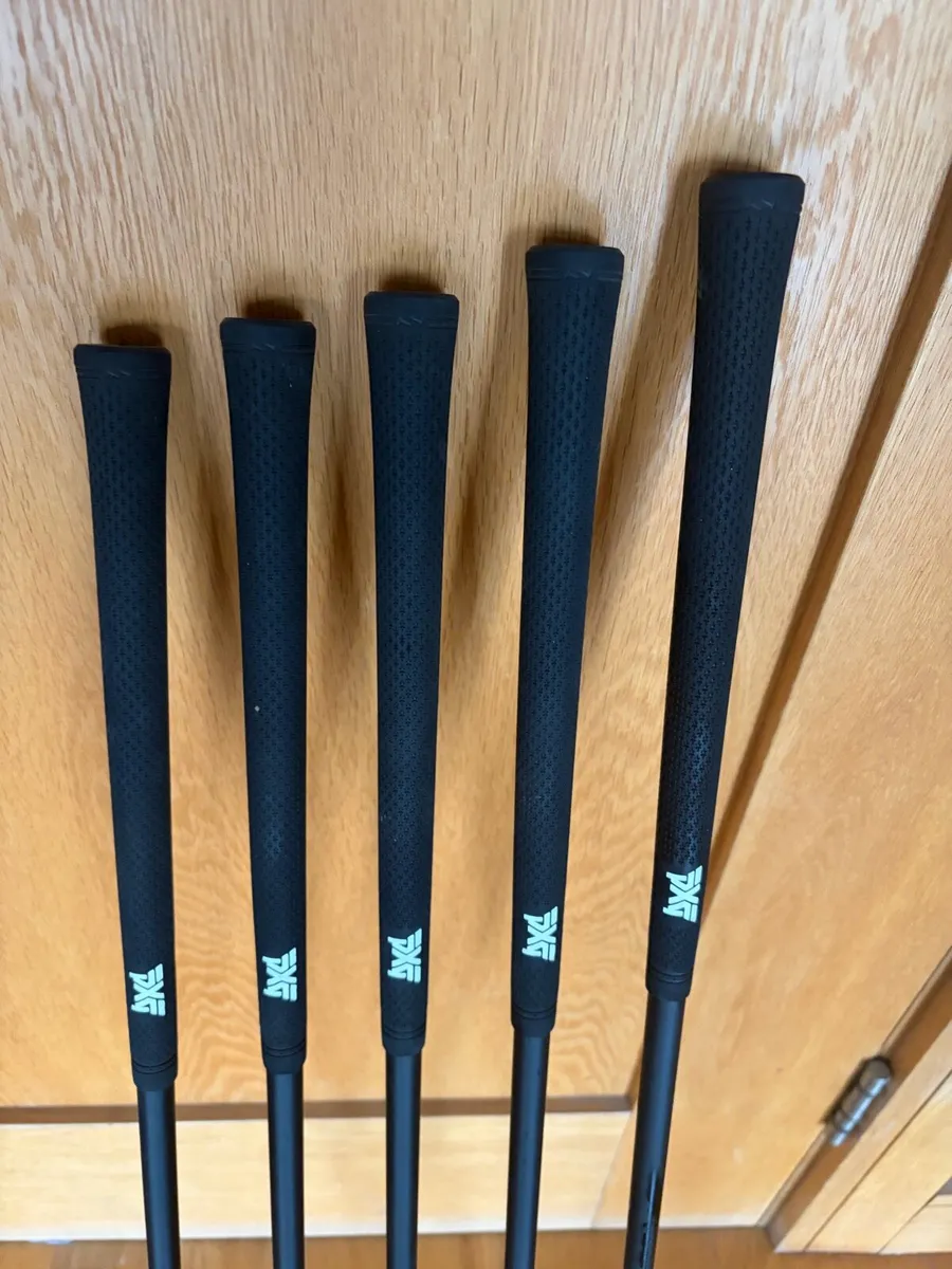 PXG GEN6 XP Irons - left handed - Image 3