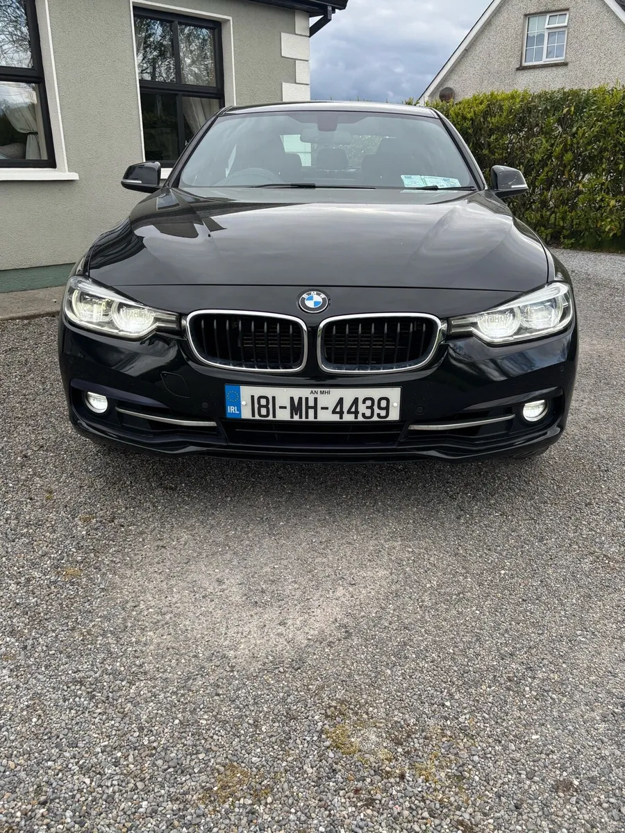 2018 BMW 330 E - Image 4