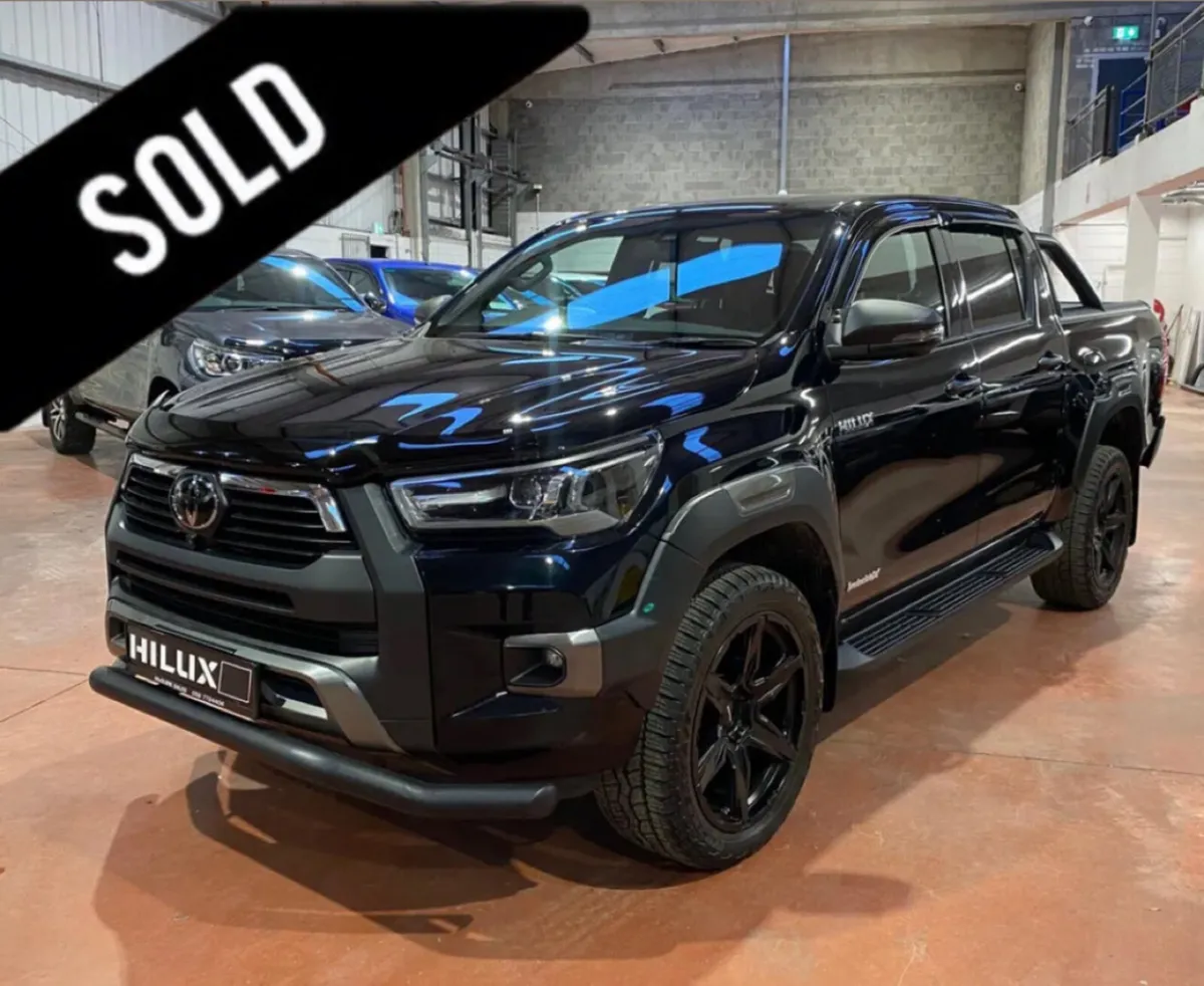 2023 Toyota Hilux 2.8 Invincible X Auto - Image 1