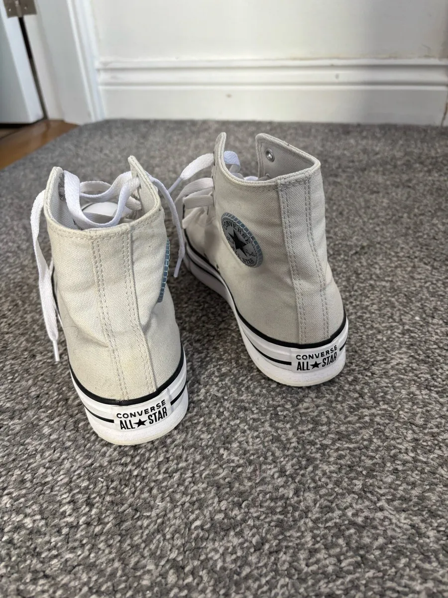 Grey Converse platforms - Image 2