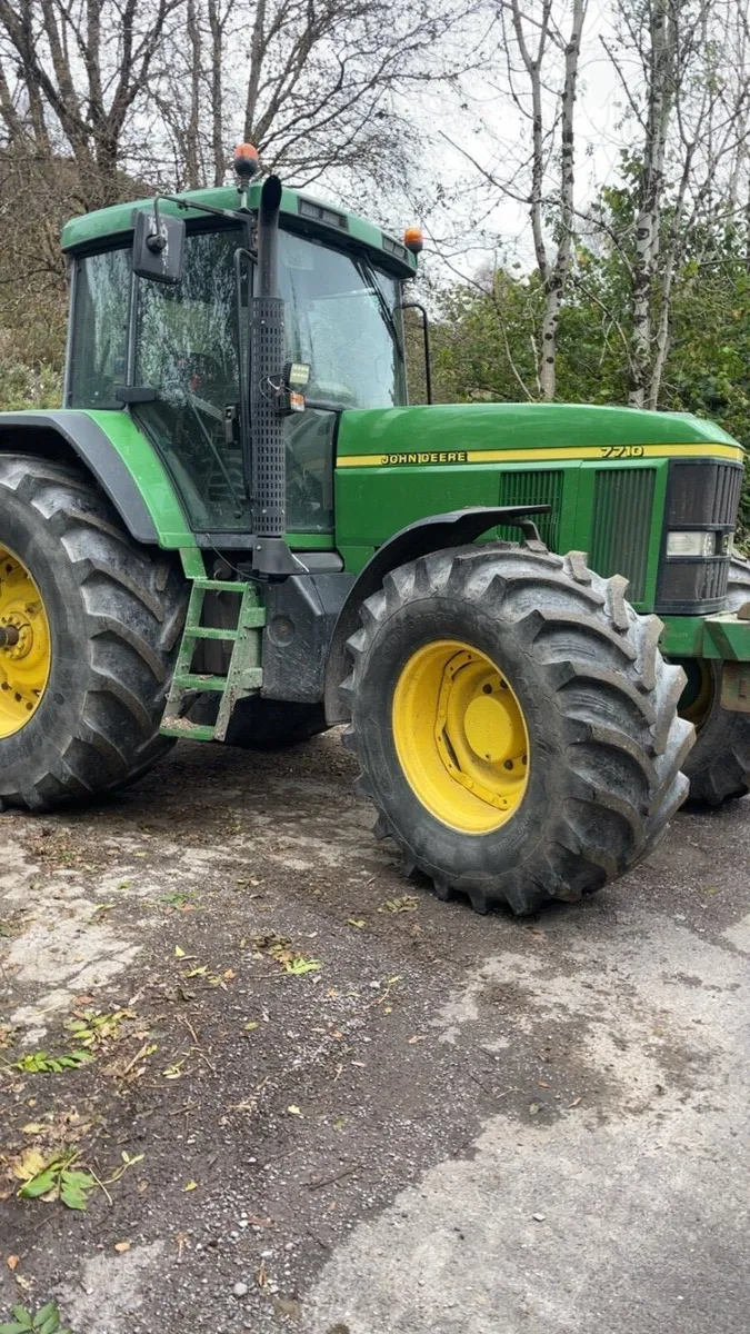 John Deere 7710 - Image 2