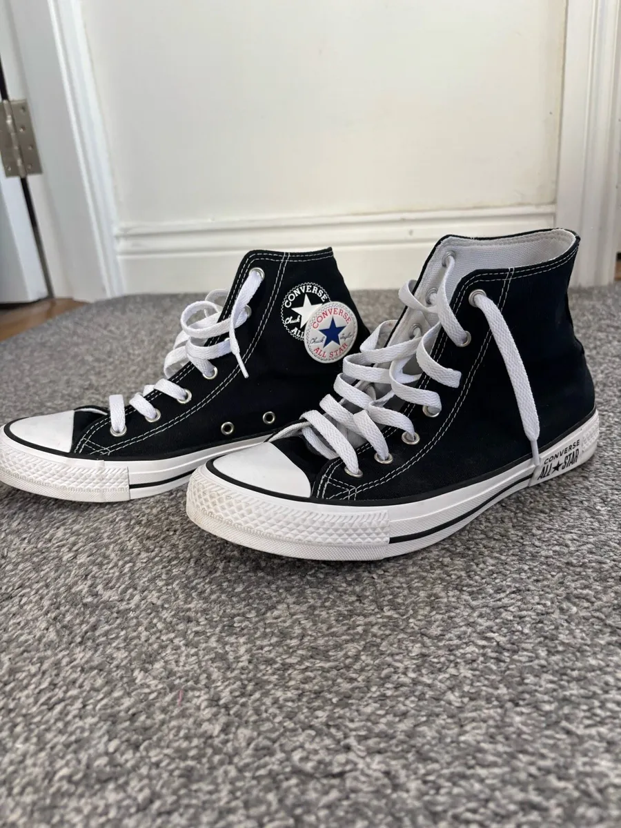 Black Converse trainers - Image 1
