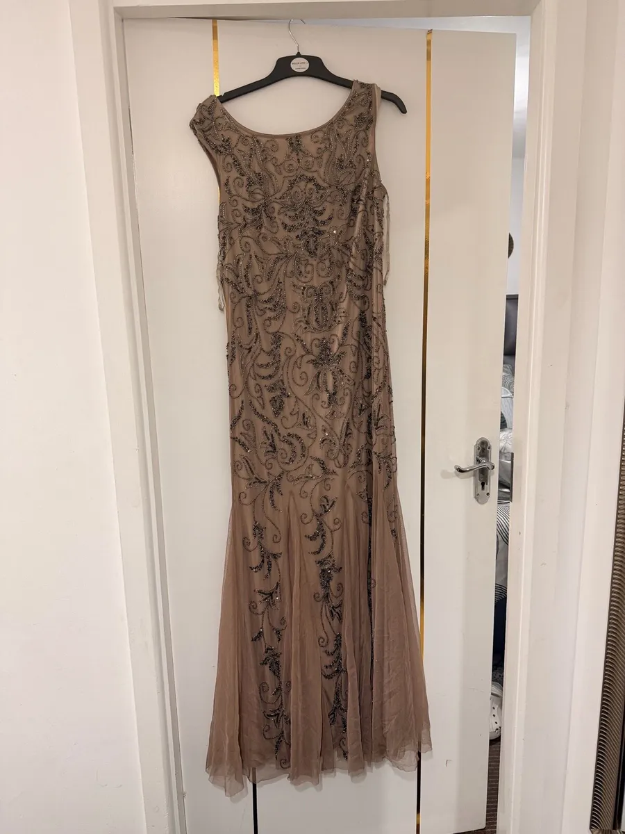 Clothes - Image 2