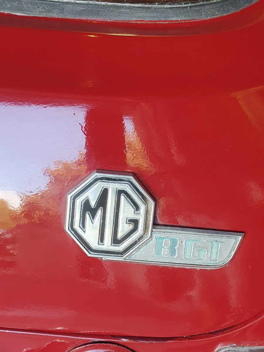 MG MGB 1974 - Image 2