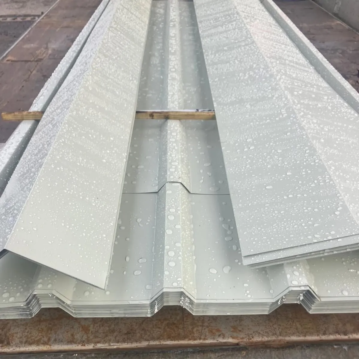 Roof sheeting & side sheeting free delivery - Image 4