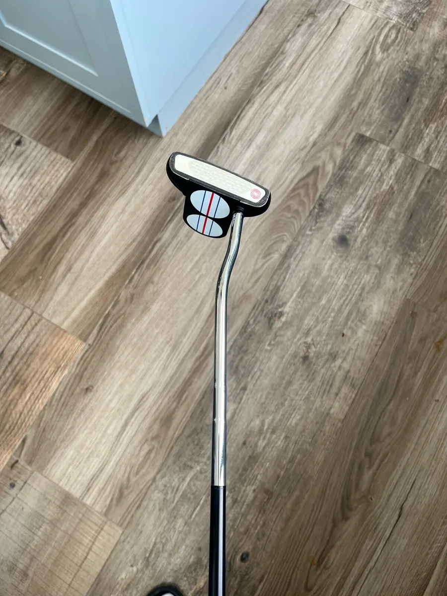 Odyssey Triple track 2 ball LAB putter - Image 4