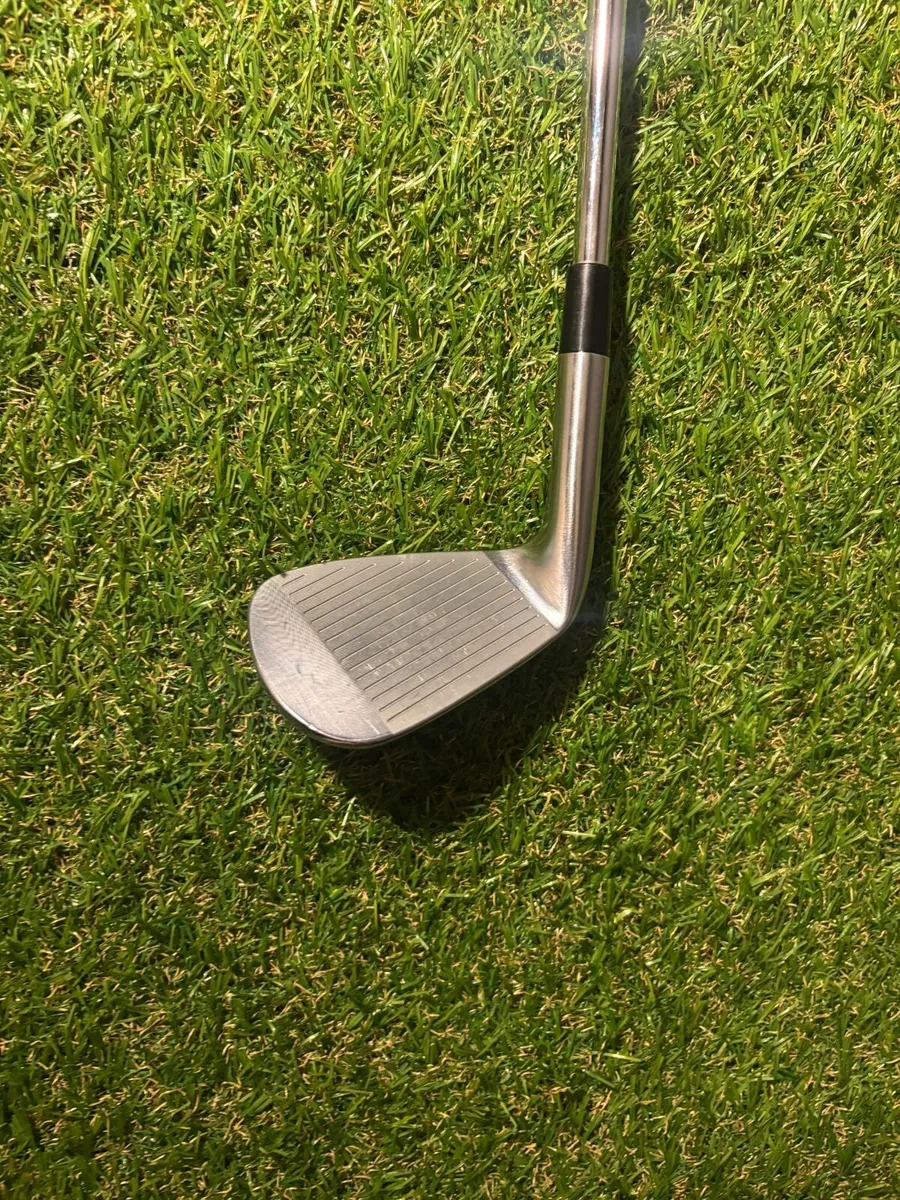 Taylormade P.7MC pitching wedge (like New) - Image 4