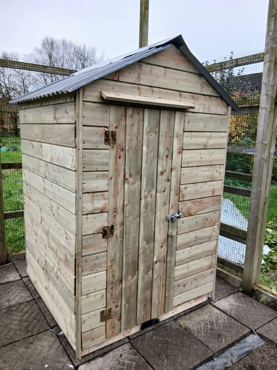 Garden sheds - Image 1