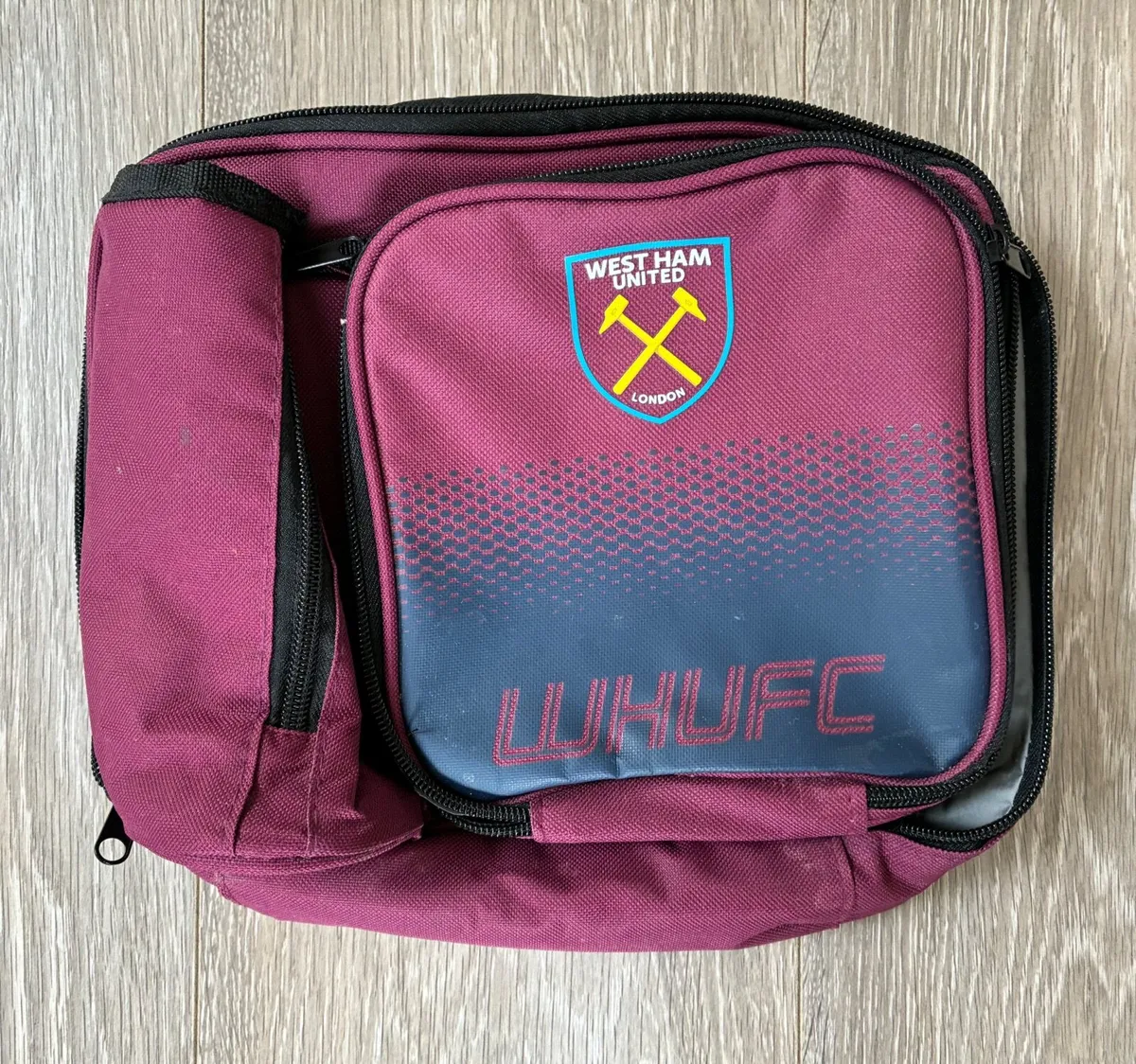 West Ham United FC fade design lunch bag - Image 1
