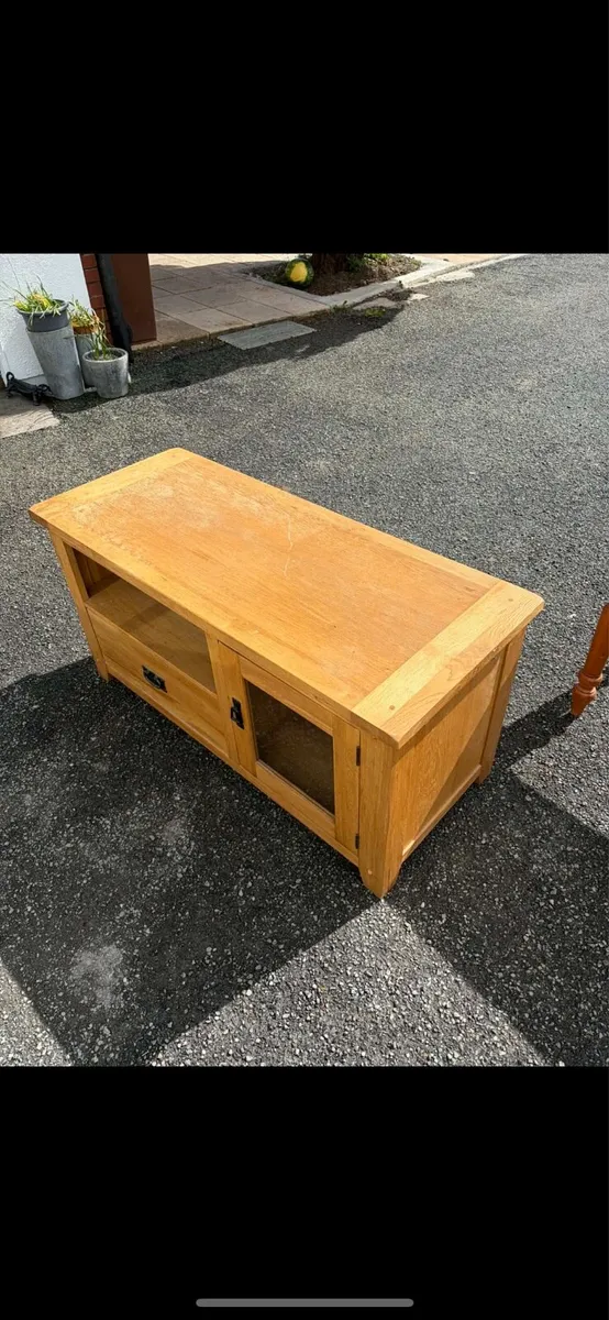 Oak tv unit side board unit - Image 2