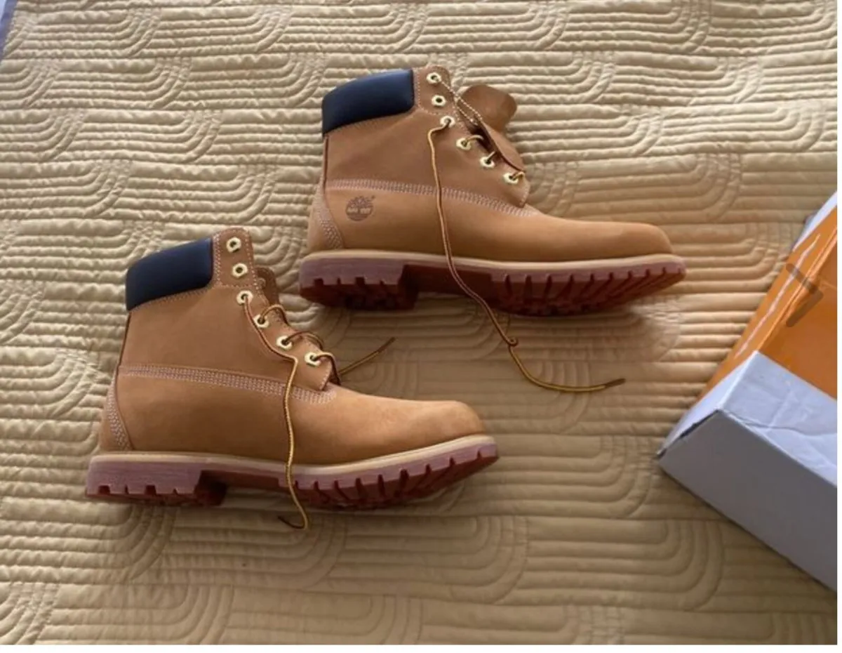 Timberland Wheat Boot Size 9UK BRAND NEW - Image 1