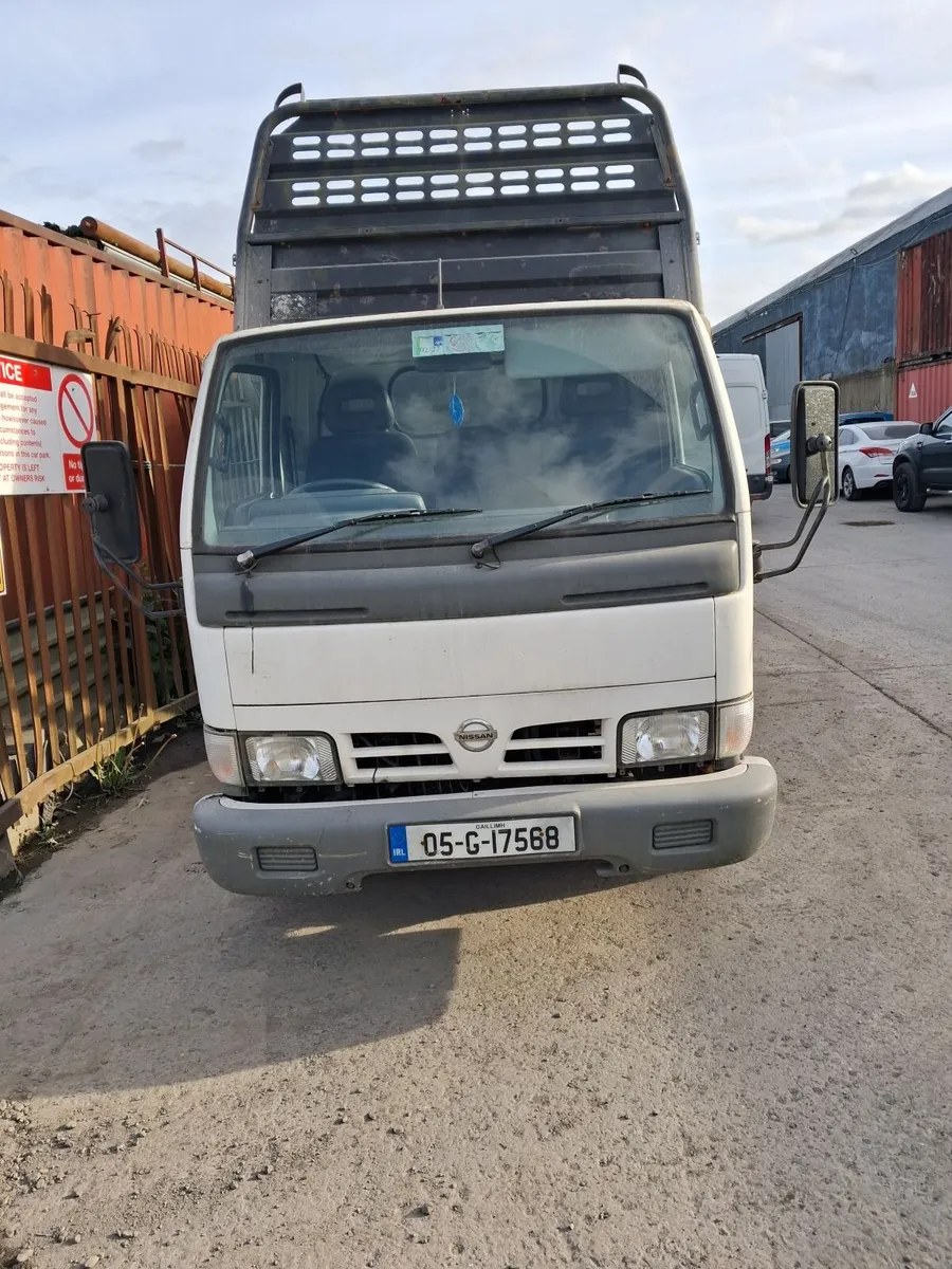 Nissan Cabstar 3.5 ton tipper - Image 3