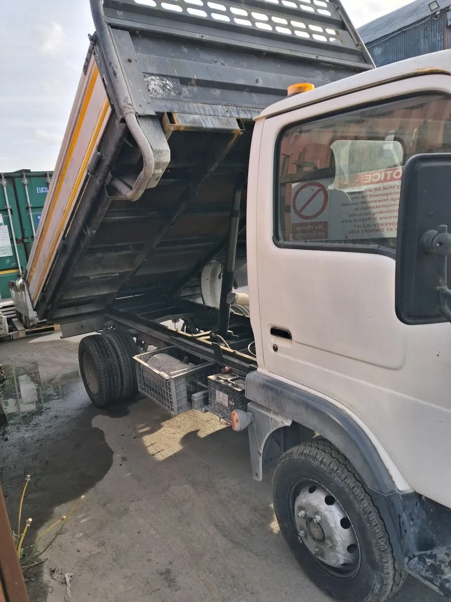 Nissan Cabstar 3.5 ton tipper - Image 4