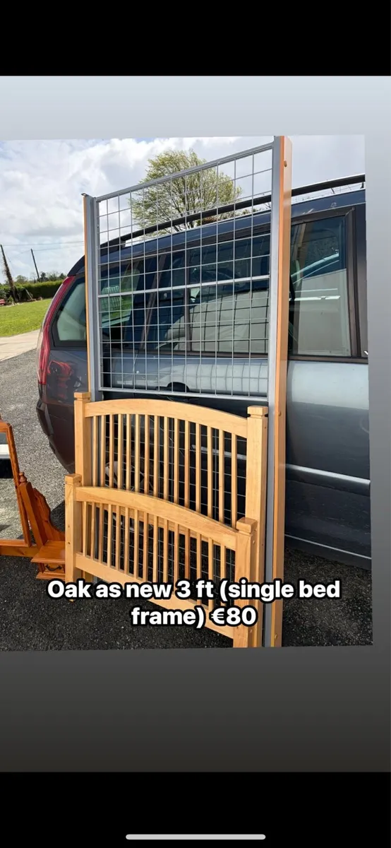 Oak bedroom furniture set €100 together - Image 1