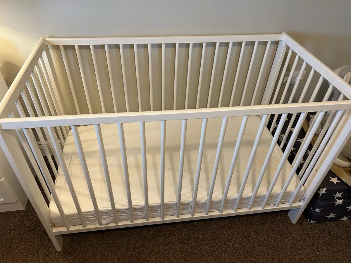 White IKEA Gulliver Cot - Image 2