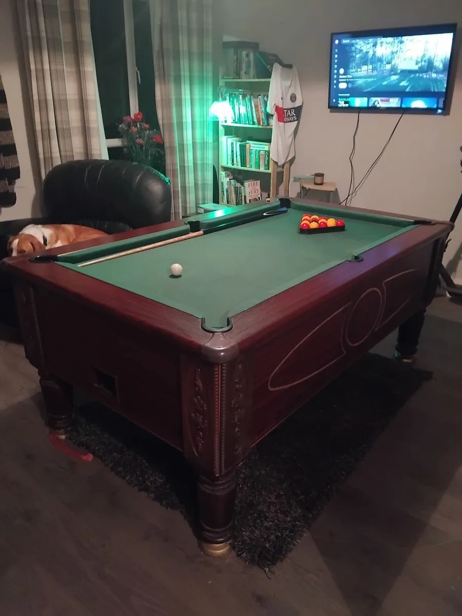 Pool table - Image 4