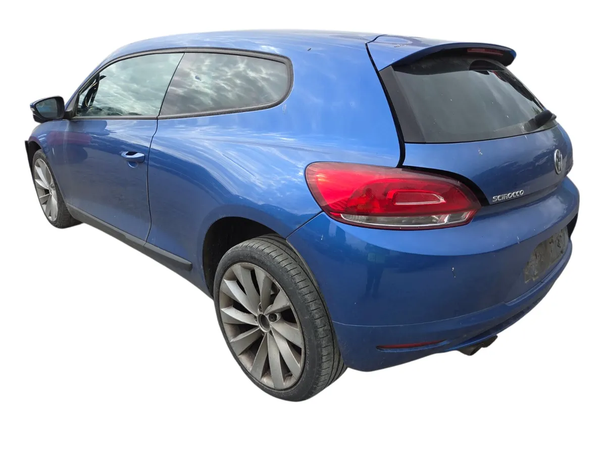 2011 VOLKWAGEN SCIROCCO For Breaking/Dismantling - Image 3