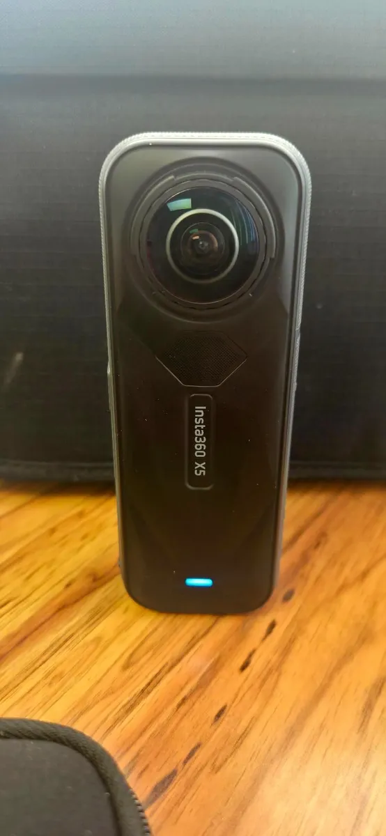 Insta360 X5 camera - Image 3