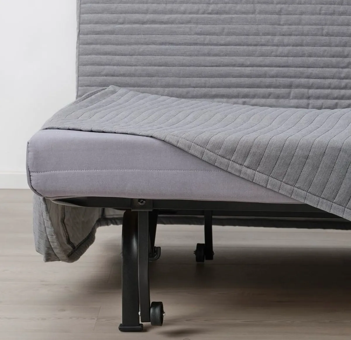 Chair/bed+2 spare covers - Image 4