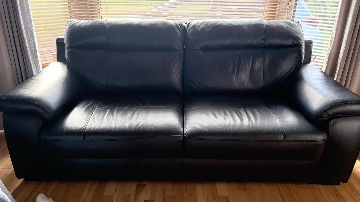 Sofa 3 seater leather - Image 2