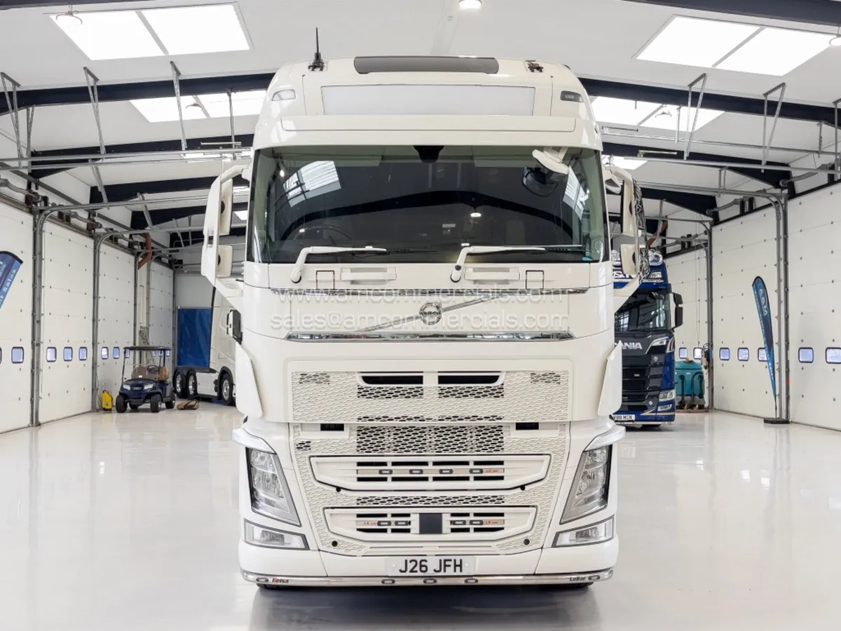 2018 VOLVO FH 500 GLOBETROTTER - Image 2