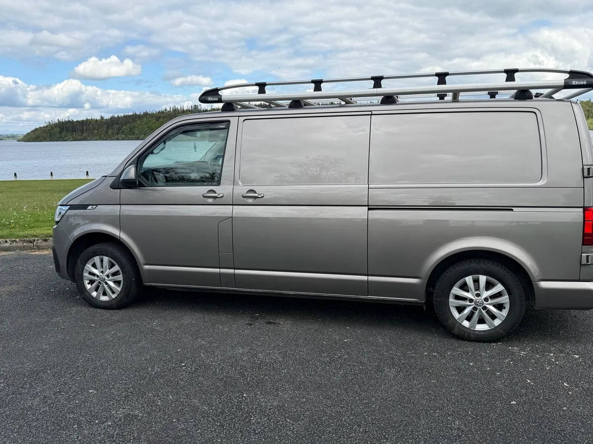 Volkswagon Transporter 2023 Highline - Image 3