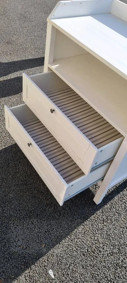Ikea changing table - Image 4