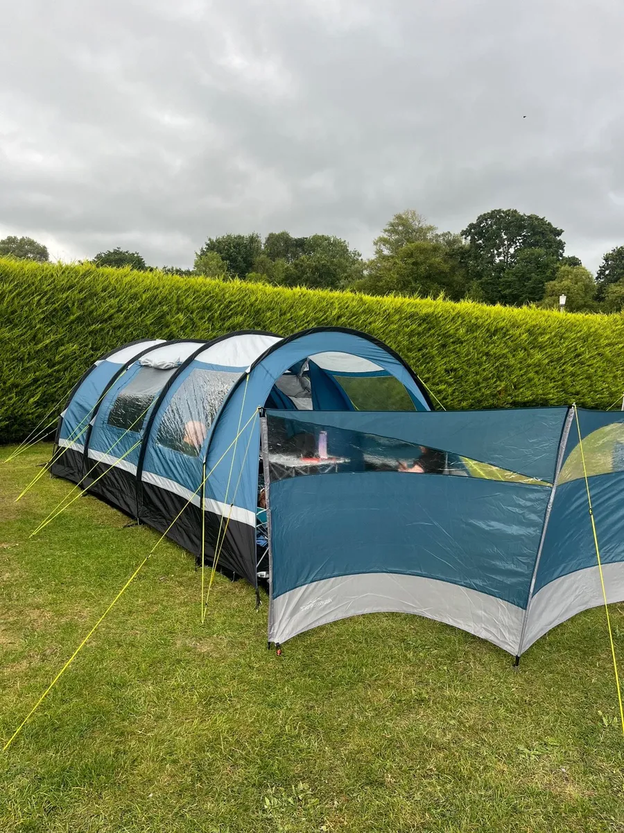 Tent - Image 4