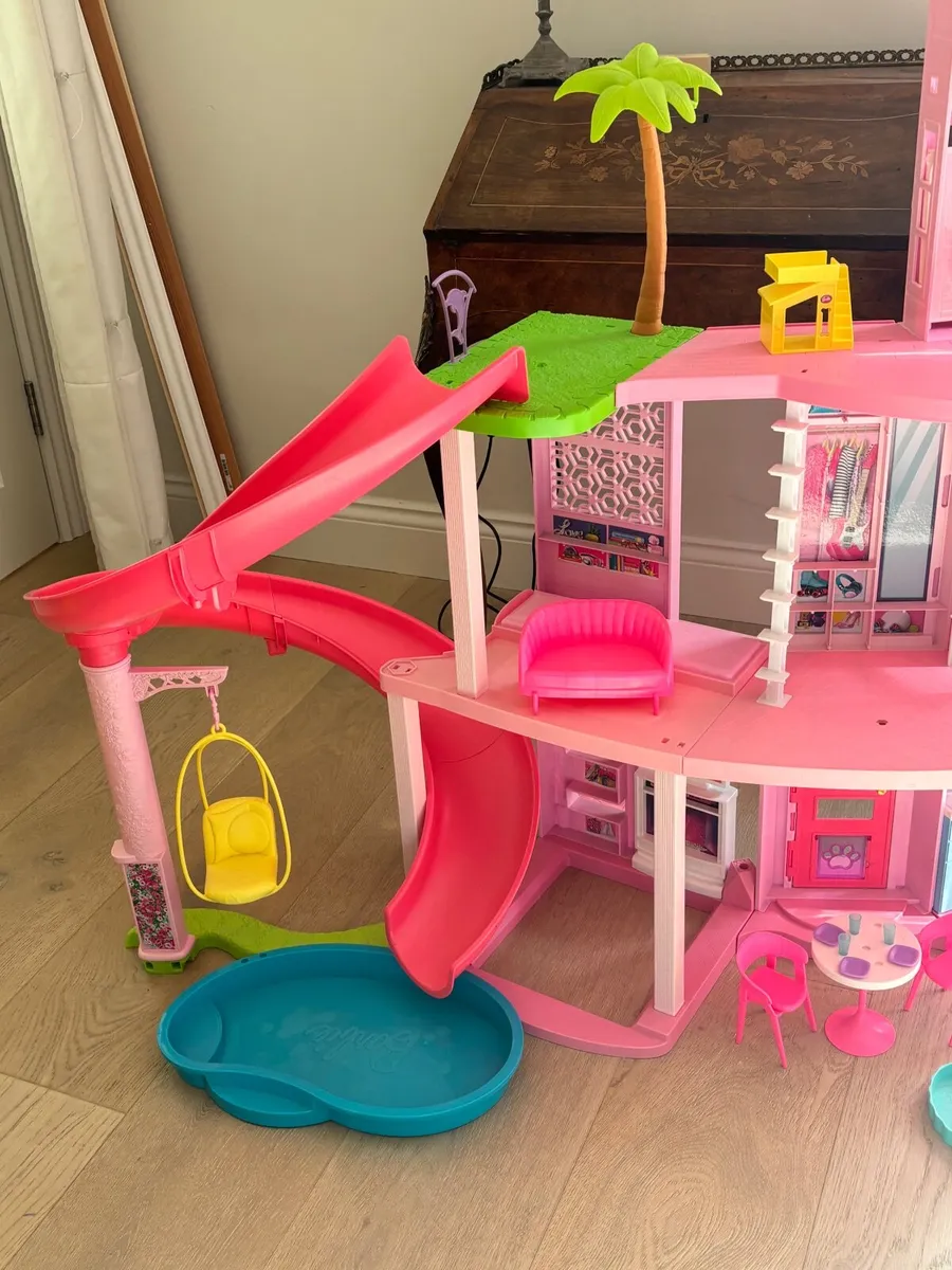 Barbie dreamhouse - Image 4