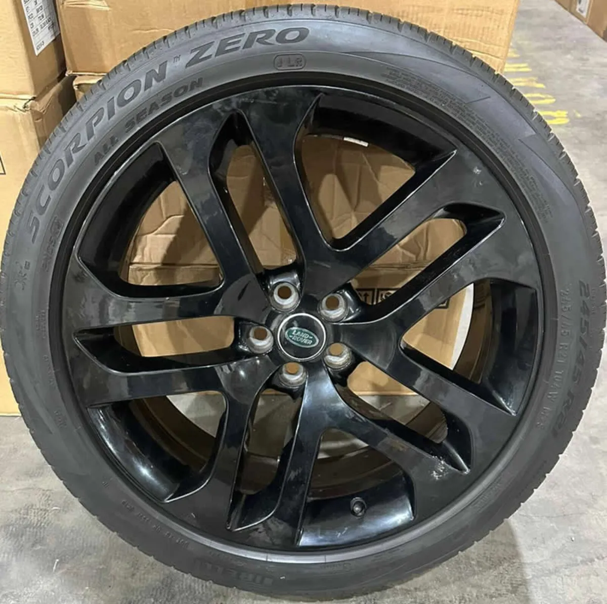 21" GENUINE RANGE ROVER EVOQUE HALO 5078 WHEELS - Image 3