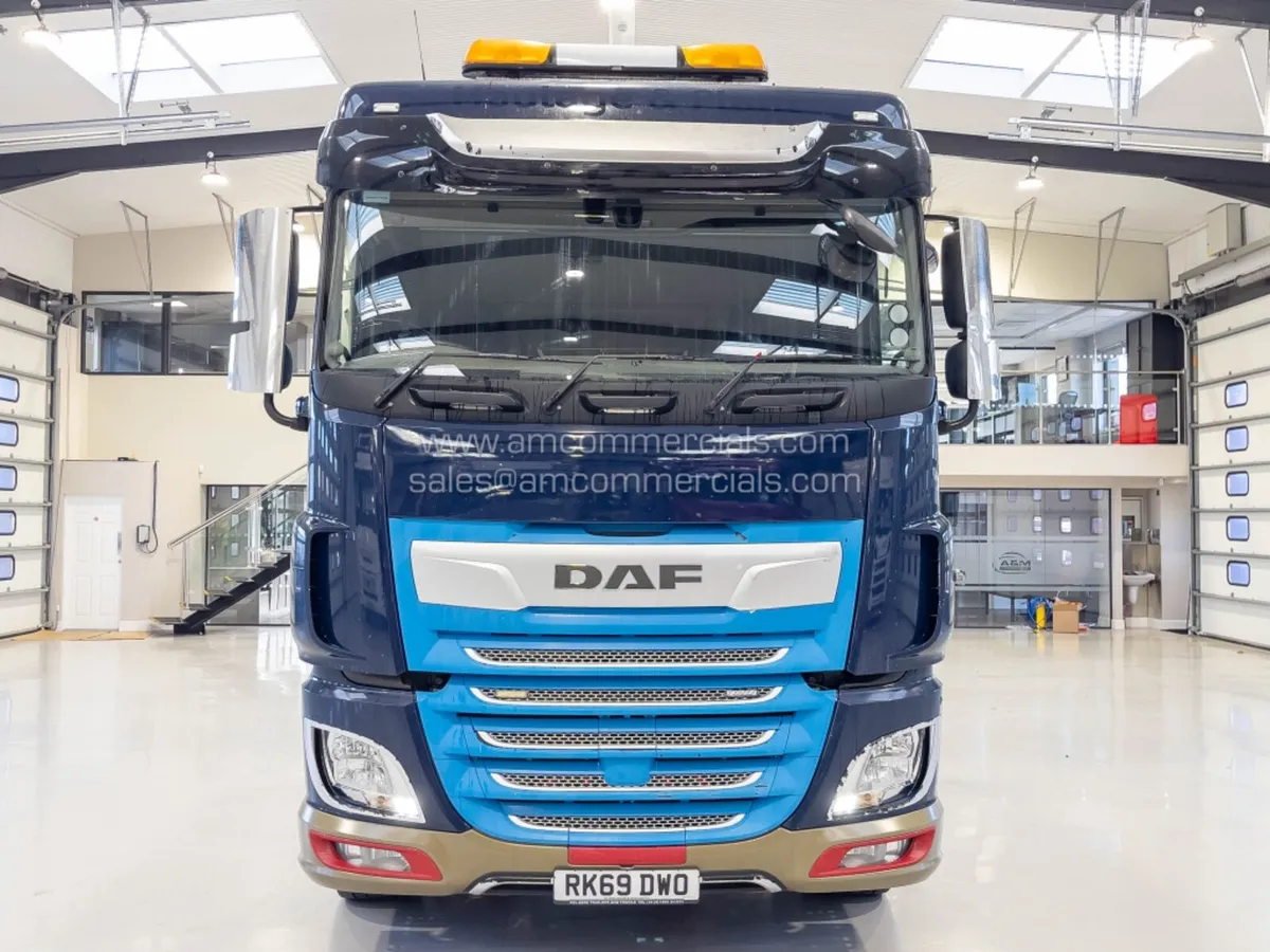 2019 DAF XF 530 SPACECAB - Image 2
