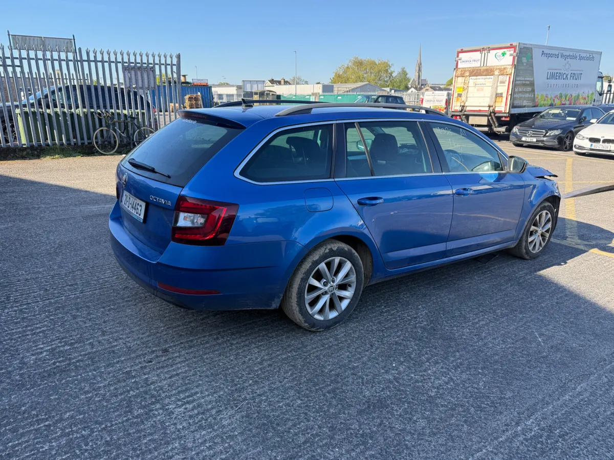 2021 SKODA OCTAVIA - Image 4