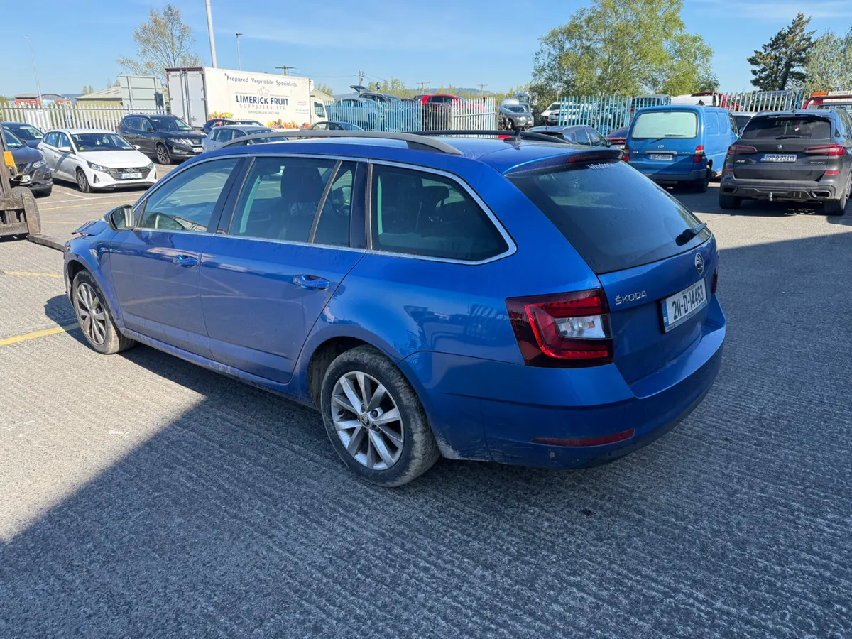 2021 SKODA OCTAVIA - Image 3