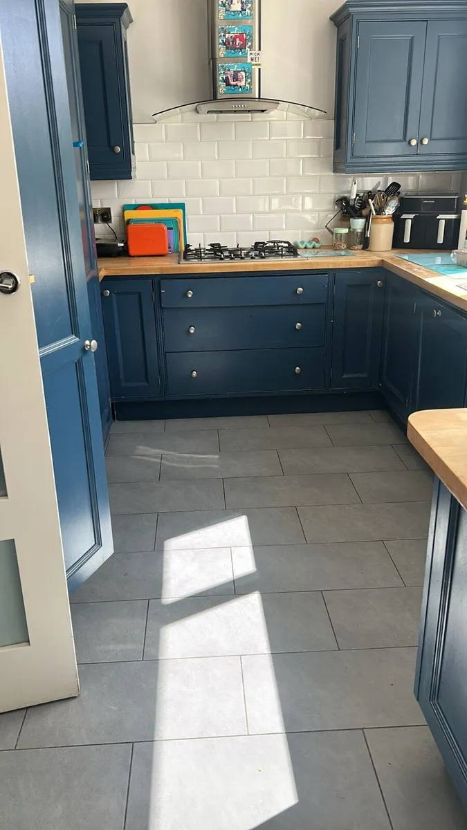 Kitchen - Image 3