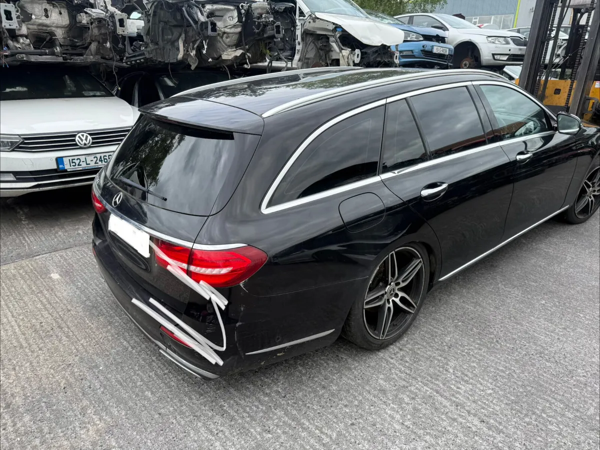 2017 MERCEDES E220 ESTATE BREAKING - Image 4