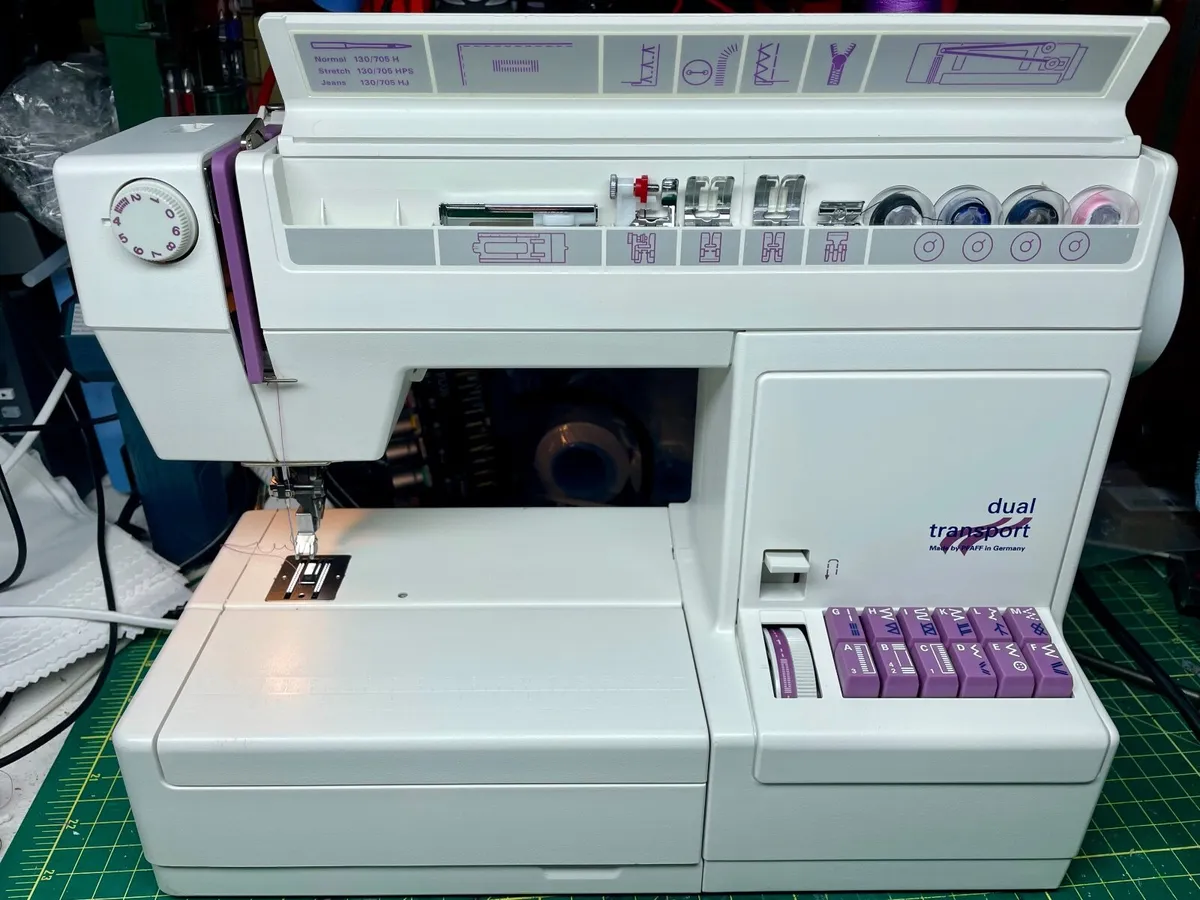 PFAFF edition 130 (With walking foot IDT) - Servic - Image 2
