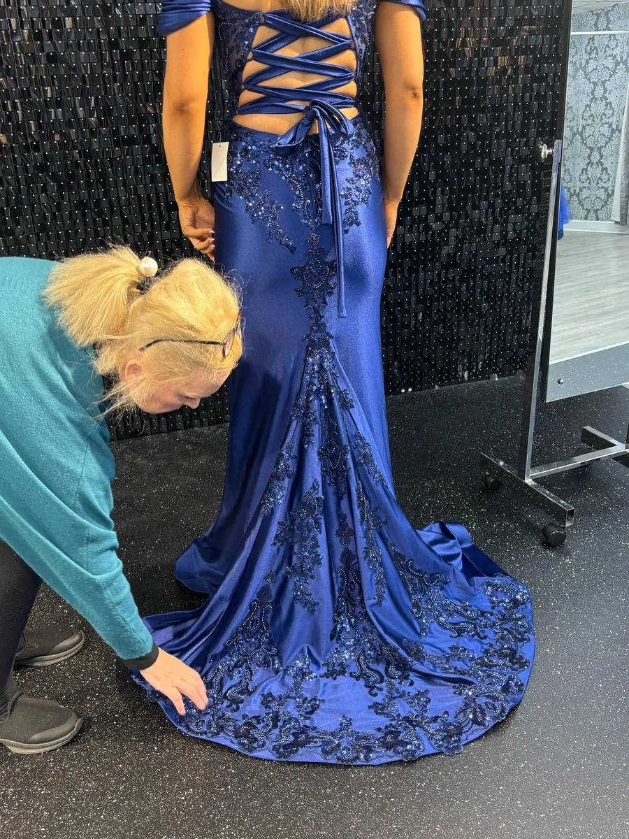 Debs dress - Image 2