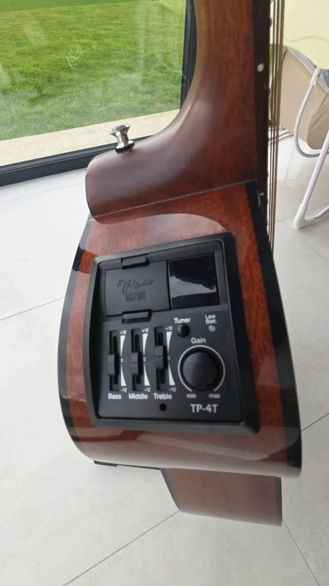 Takamine G series Electro Acoustic - Image 4